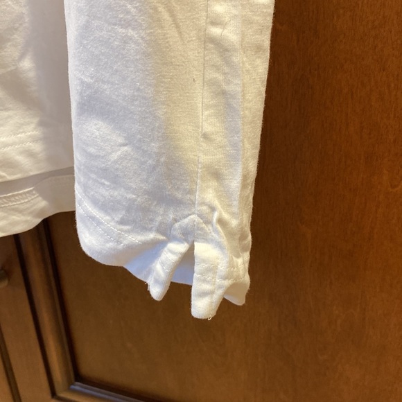 Brooks Brothers 100% cotton Crew Neck Gold Logo White T-shirt - Picture 5 of 6